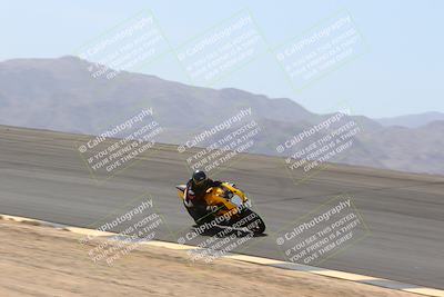 media/Apr-10-2022-SoCal Trackdays (Sun) [[f104b12566]]/Bowl (11am)/